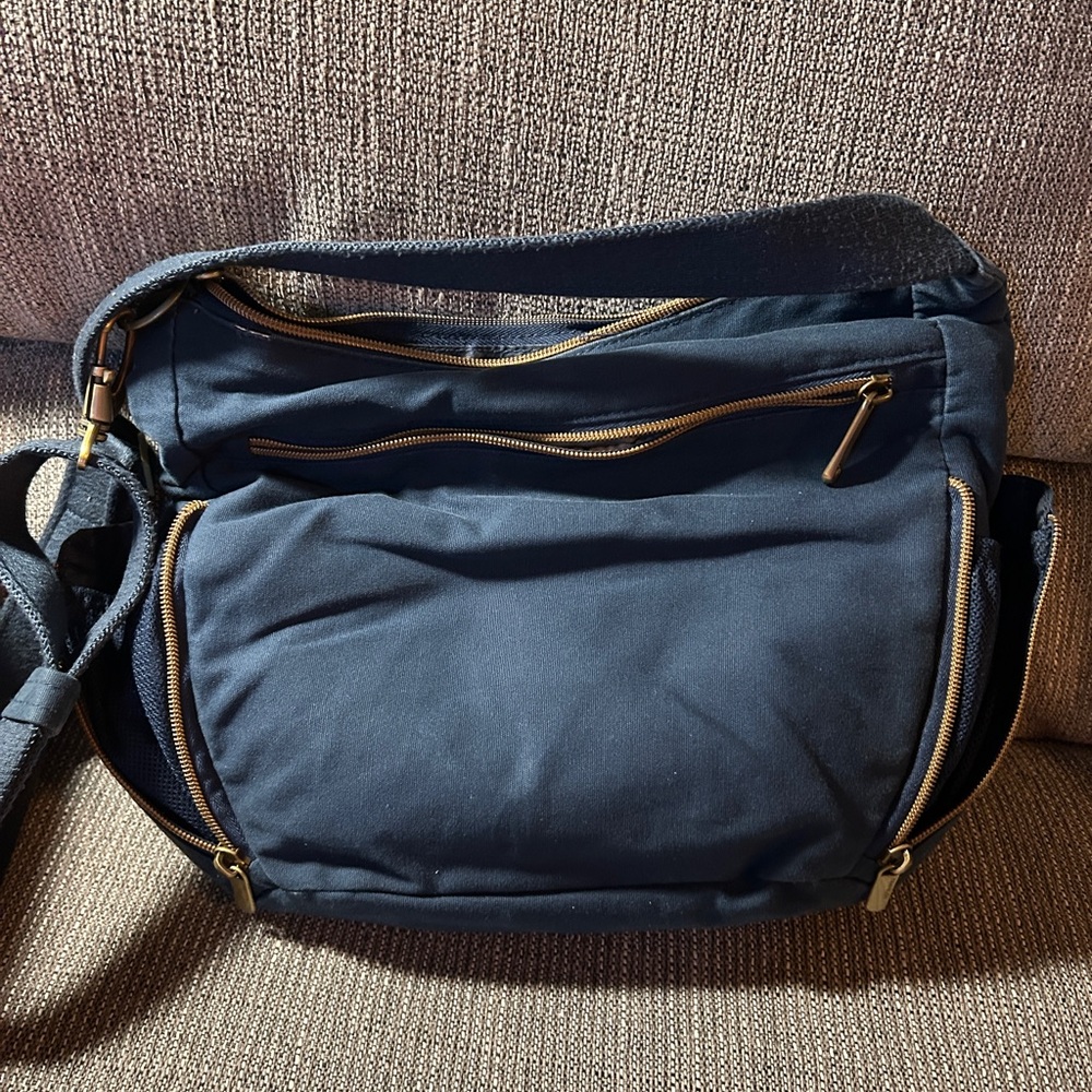 Navy Crossbody Shoulder Bag - Picture 2 of 6